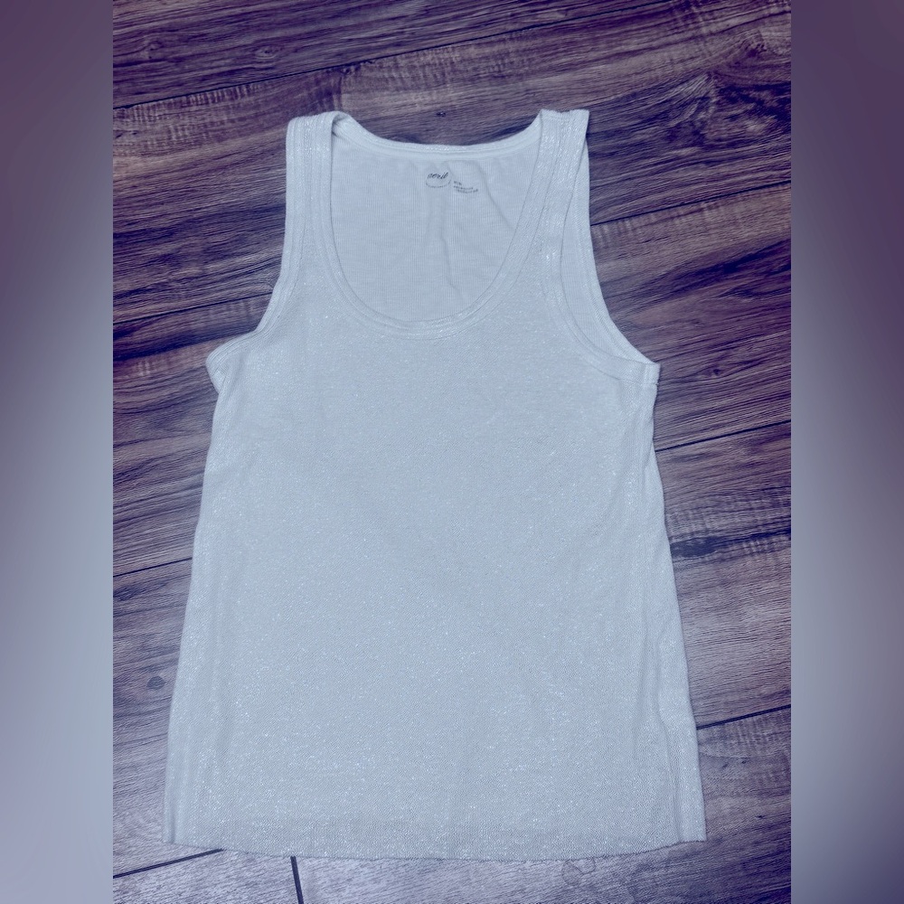 NWOT. Women's White Aerie Sparkling Tank Top. Size M - Picture 2 of 4